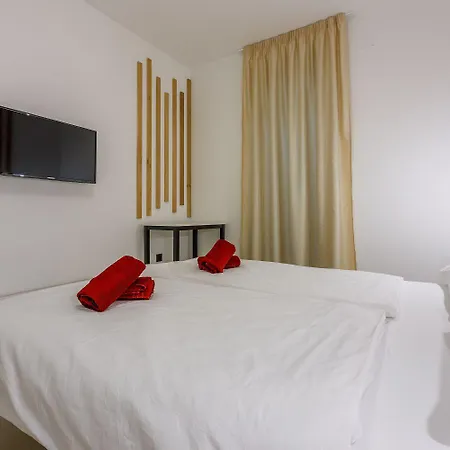 Malerisches Nur 500 Meter Zum Mit Pool, Gym, Sauna Lejlighed Crikvenica
