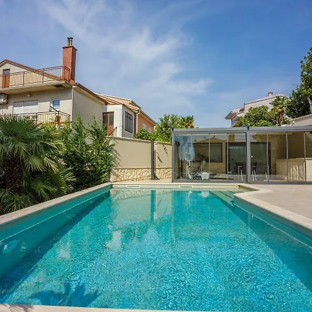 דירה Malerisches Nur 500 Meter Zum Mit Pool, Gym, Sauna *