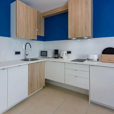 Malerisches Nur 500 Meter Zum Mit Pool, Gym, Sauna