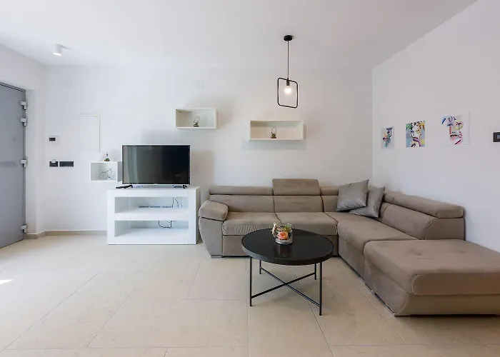 Malerisches Nur 500 Meter Zum Mit Pool, Gym, Sauna Apartment