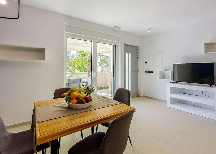 Apartment Malerisches Nur 500 Meter Zum Mit Pool, Gym, Sauna